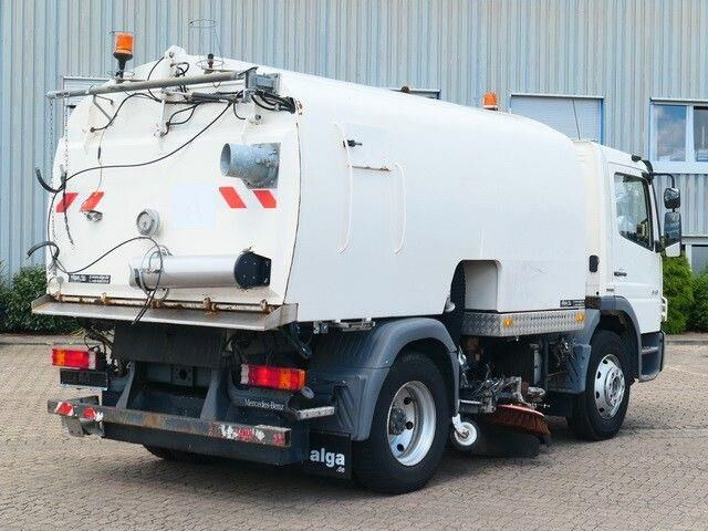 Mercedes-Benz 1518 LKO Atego 4x2, Kobit-Aufbau, 8m³,Wassertank - Подметально-уборочная машина: фото 3 Mercedes-Benz 1518 LKO Atego 4x2, Kobit-Aufbau, 8m³,Wassertank - Подметально-уборочная машина: фото 3