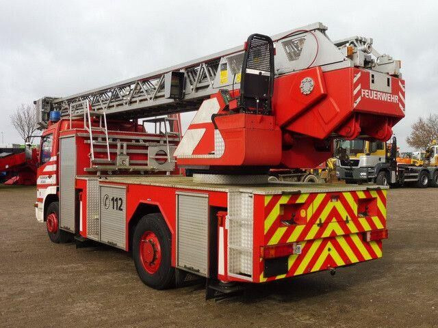 Mercedes-Benz 1528 ATEGO 4x2, Drehleiter DL23-12, Metz, 30m - Пожарная машина: фото 3 Mercedes-Benz 1528 ATEGO 4x2, Drehleiter DL23-12, Metz, 30m - Пожарная машина: фото 3