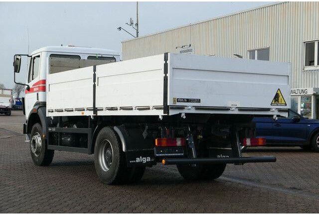 Mercedes-Benz 1824 AK 4x4, Allrad, AHK, Blattfederung, 168tkm - Грузовик бортовой/ Платформа: фото 5 Mercedes-Benz 1824 AK 4x4, Allrad, AHK, Blattfederung, 168tkm - Грузовик бортовой/ Платформа: фото 5