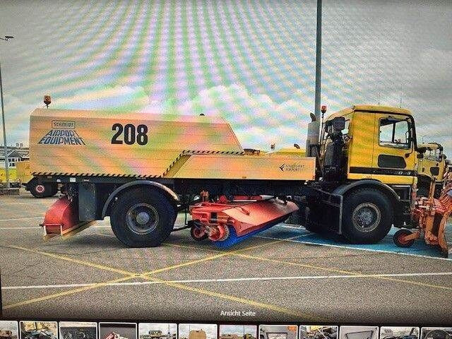 Mercedes-Benz 2035 AK Actros 4x4, Kehrmaschine Schmidt, Allrad - Снегоуборочная машина: фото 2 Mercedes-Benz 2035 AK Actros 4x4, Kehrmaschine Schmidt, Allrad - Снегоуборочная машина: фото 2