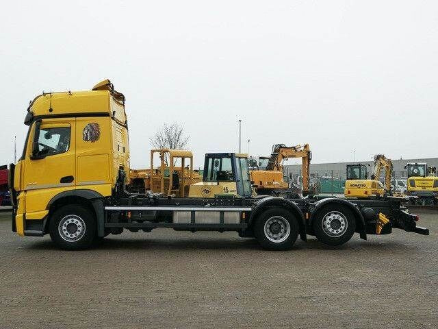 Mercedes-Benz 2546 L 6x2, MP4, 2x Schlafliege, Bullfänger, AC - Грузовик-шасси: фото 2 Mercedes-Benz 2546 L 6x2, MP4, 2x Schlafliege, Bullfänger, AC - Грузовик-шасси: фото 2