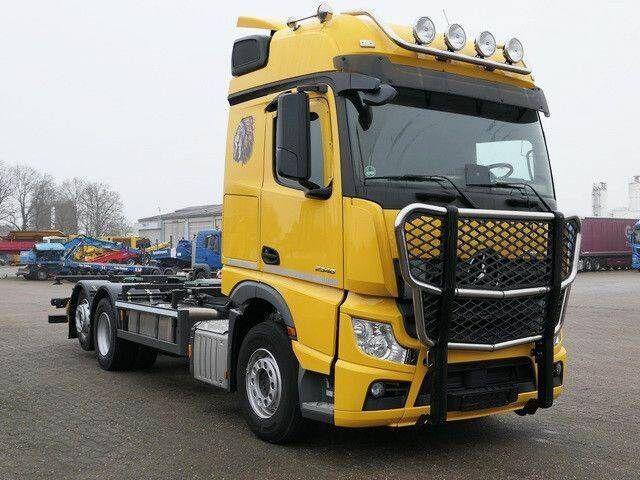 Mercedes-Benz 2546 L 6x2, MP4, 2x Schlafliege, Bullfänger, AC - Грузовик-шасси: фото 5 Mercedes-Benz 2546 L 6x2, MP4, 2x Schlafliege, Bullfänger, AC - Грузовик-шасси: фото 5