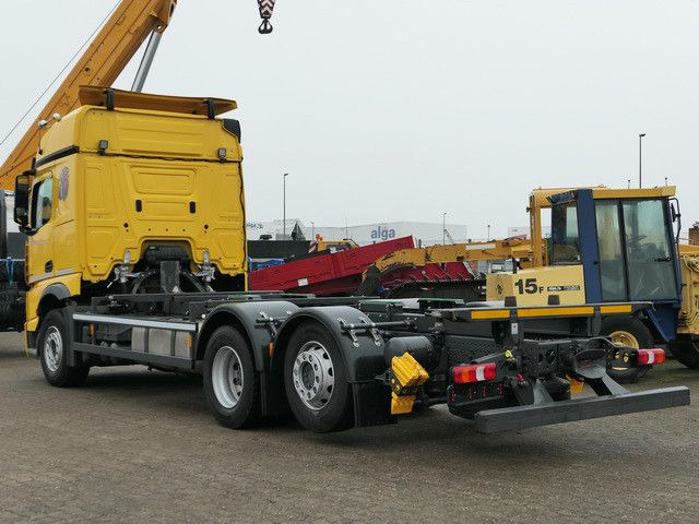 Mercedes-Benz 2546 L 6x2, MP4, 2x Schlafliege, Bullfänger, AC - Грузовик-контейнеровоз/ Сменный кузов: фото 4 Mercedes-Benz 2546 L 6x2, MP4, 2x Schlafliege, Bullfänger, AC - Грузовик-контейнеровоз/ Сменный кузов: фото 4