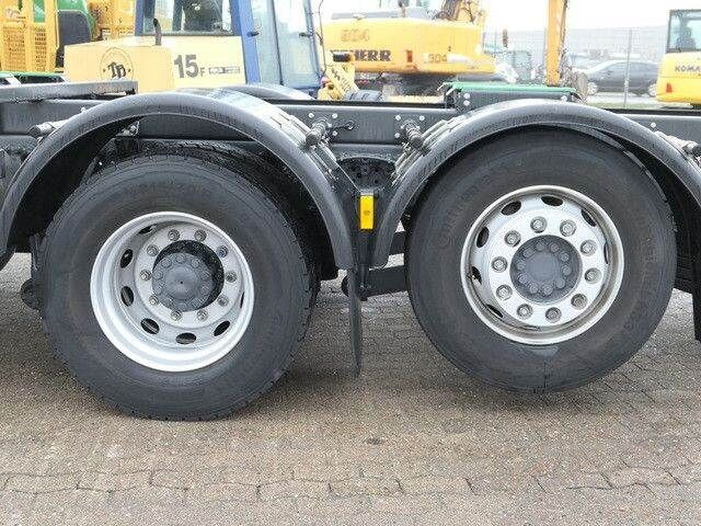 Mercedes-Benz 2546 L 6x2, MP4, 2x Schlafliege, Bullfänger, AC - Грузовик-шасси: фото 3 Mercedes-Benz 2546 L 6x2, MP4, 2x Schlafliege, Bullfänger, AC - Грузовик-шасси: фото 3