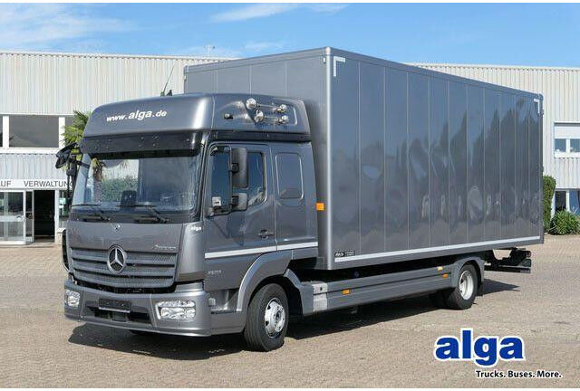 Mercedes-Benz 823 L Atego 4x2, Möbel, Filz, AHK, 2x Bett,Klima - Грузовик с закрытым кузовом: фото 1 Mercedes-Benz 823 L Atego 4x2, Möbel, Filz, AHK, 2x Bett,Klima - Грузовик с закрытым кузовом: фото 1