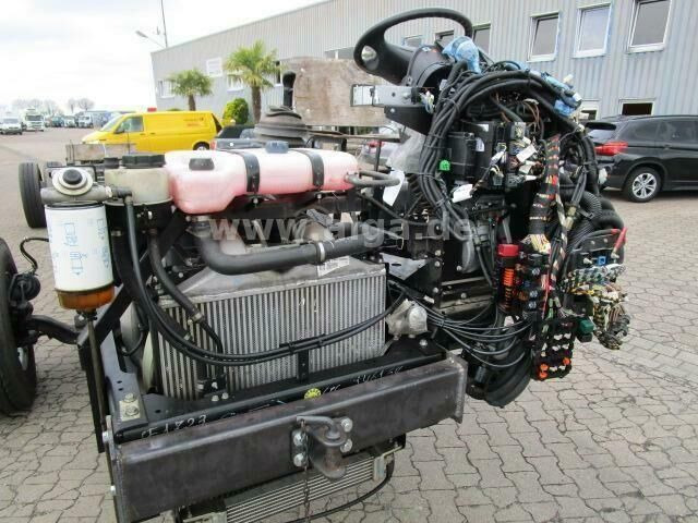 Mercedes-Benz OF 1723/59, Omnibusfahrgestell, 100x am Lager - Рама/ Шасси: фото 3 Mercedes-Benz OF 1723/59, Omnibusfahrgestell, 100x am Lager - Рама/ Шасси: фото 3