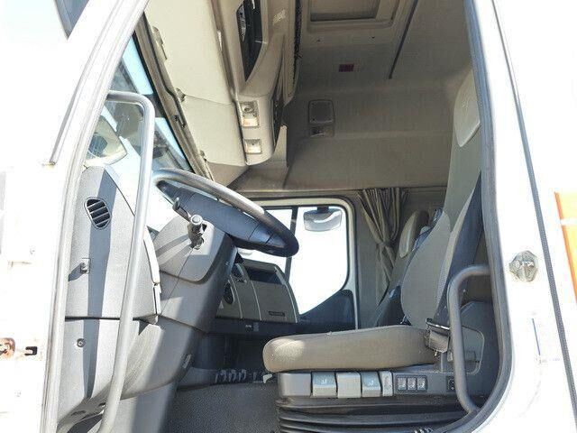 Renault 380-DXI11 PREMIUM, 2x AHK, Sitz-Liegekombination - Грузовик-шасси: фото 4 Renault 380-DXI11 PREMIUM, 2x AHK, Sitz-Liegekombination - Грузовик-шасси: фото 4