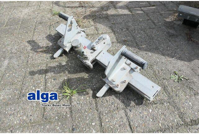 Lissmac Steingreifer, Kalksandsteinblöcke - Строительная техника: фото 1 Lissmac Steingreifer, Kalksandsteinblöcke - Строительная техника: фото 1