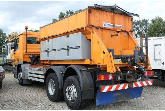 Mercedes-Benz 2532 L Actros 6x2, Salzstreuer, Winterdienst - Строительная техника: фото 5 Mercedes-Benz 2532 L Actros 6x2, Salzstreuer, Winterdienst - Строительная техника: фото 5