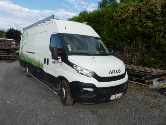 Camionnette Iveco Daily (2016-134.234 km) - Цельнометаллический фургон: фото 2 Camionnette Iveco Daily (2016-134.234 km) - Цельнометаллический фургон: фото 2