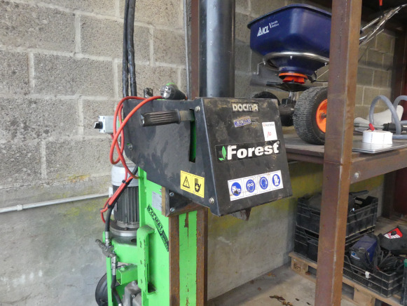 Fendeuse Docma SF170 Rapid 220 + PTO - Дровокол: фото 3 Fendeuse Docma SF170 Rapid 220 + PTO - Дровокол: фото 3