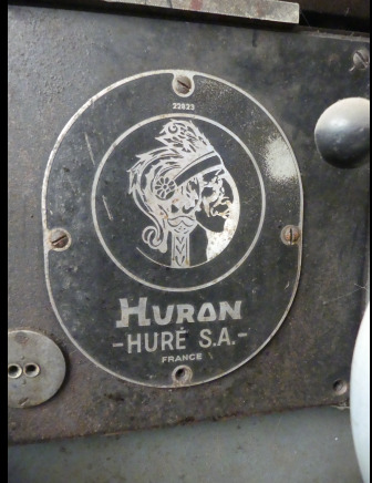 Fraiseuse universelle CNC 3 axes Huron RU 881 - Фрезерный станок по металлу: фото 5 Fraiseuse universelle CNC 3 axes Huron RU 881 - Фрезерный станок по металлу: фото 5