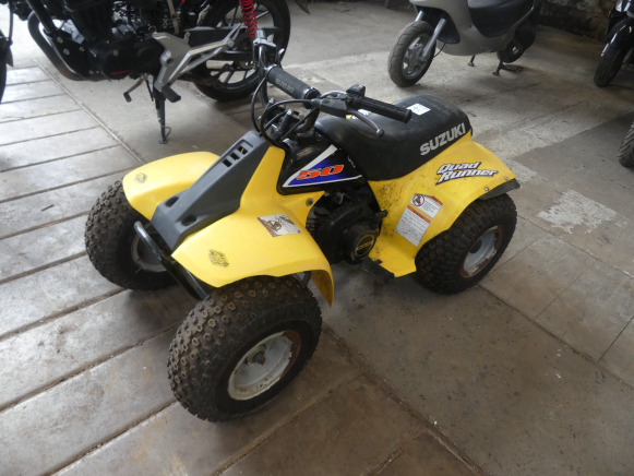Quad enfant thermique Suzuki Quad Runner - Квадроцикл: фото 1 Quad enfant thermique Suzuki Quad Runner - Квадроцикл: фото 1