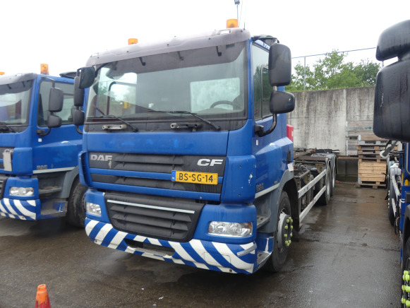 REF:BS-SG-14 - Camion porte container DAF FASCF85 (2007-1.117.773 km) - Грузовик-контейнеровоз/ Сменный кузов: фото 1 REF:BS-SG-14 - Camion porte container DAF FASCF85 (2007-1.117.773 km) - Грузовик-контейнеровоз/ Сменный кузов: фото 1
