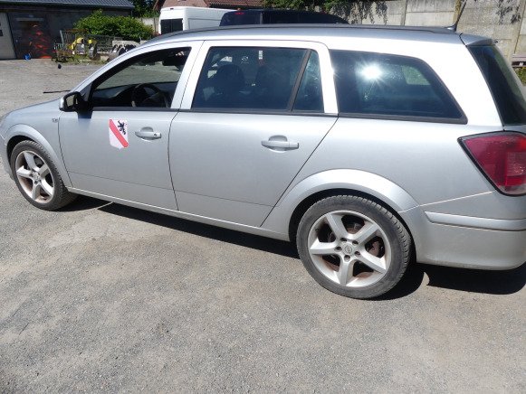 REF:TRF008 - Voiture Opel Astra break (2005-158.167 km) - Легковой автомобиль: фото 4 REF:TRF008 - Voiture Opel Astra break (2005-158.167 km) - Легковой автомобиль: фото 4