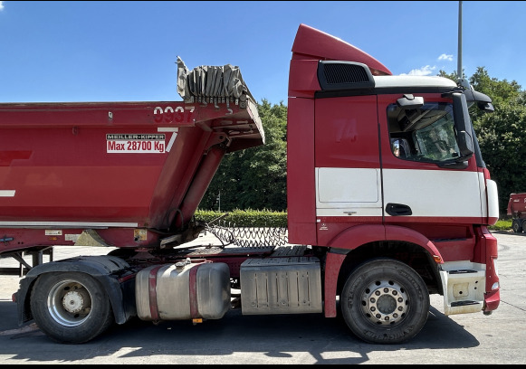 Tracteur routier 4x2 Mercedes Arocs 1845 LS (2014 - 699.681 km) - Тягач: фото 3 Tracteur routier 4x2 Mercedes Arocs 1845 LS (2014 - 699.681 km) - Тягач: фото 3