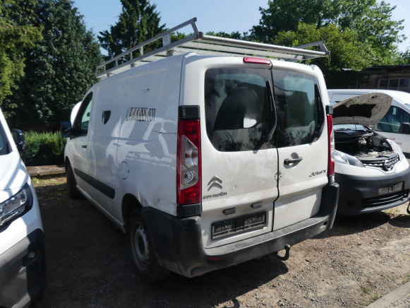 Voiture Citroen Jumpy 2015 - Легковой фургон: фото 4 Voiture Citroen Jumpy 2015 - Легковой фургон: фото 4