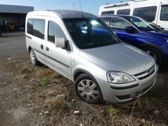 Voiture Opel Combo - Легковой автомобиль: фото 2 Voiture Opel Combo - Легковой автомобиль: фото 2