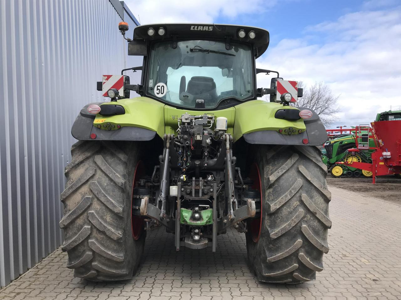 CLAAS Axion 870 - Трактор: фото 5 CLAAS Axion 870 - Трактор: фото 5