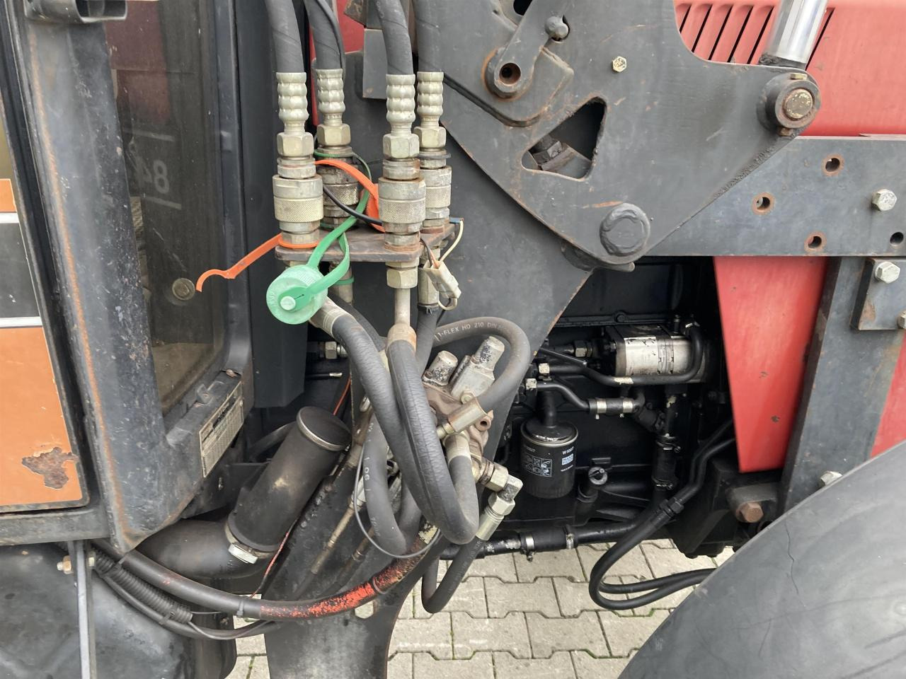 Трактор Case-IH 844 XL Plus: фото 6 Трактор Case-IH 844 XL Plus: фото 6