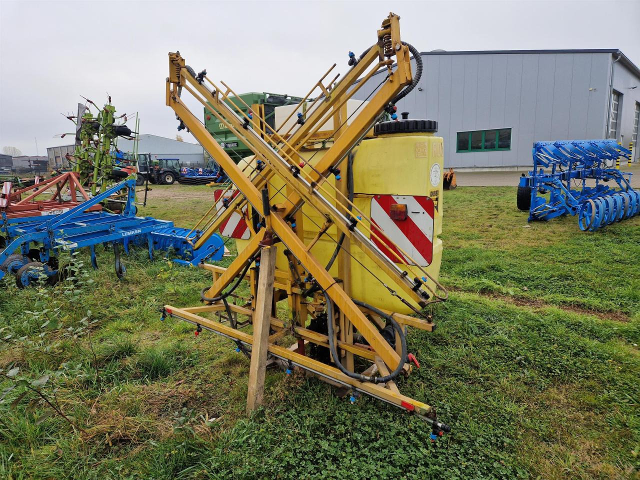 Dubex MODEL 1 - Прицепной опрыскиватель: фото 2 Dubex MODEL 1 - Прицепной опрыскиватель: фото 2