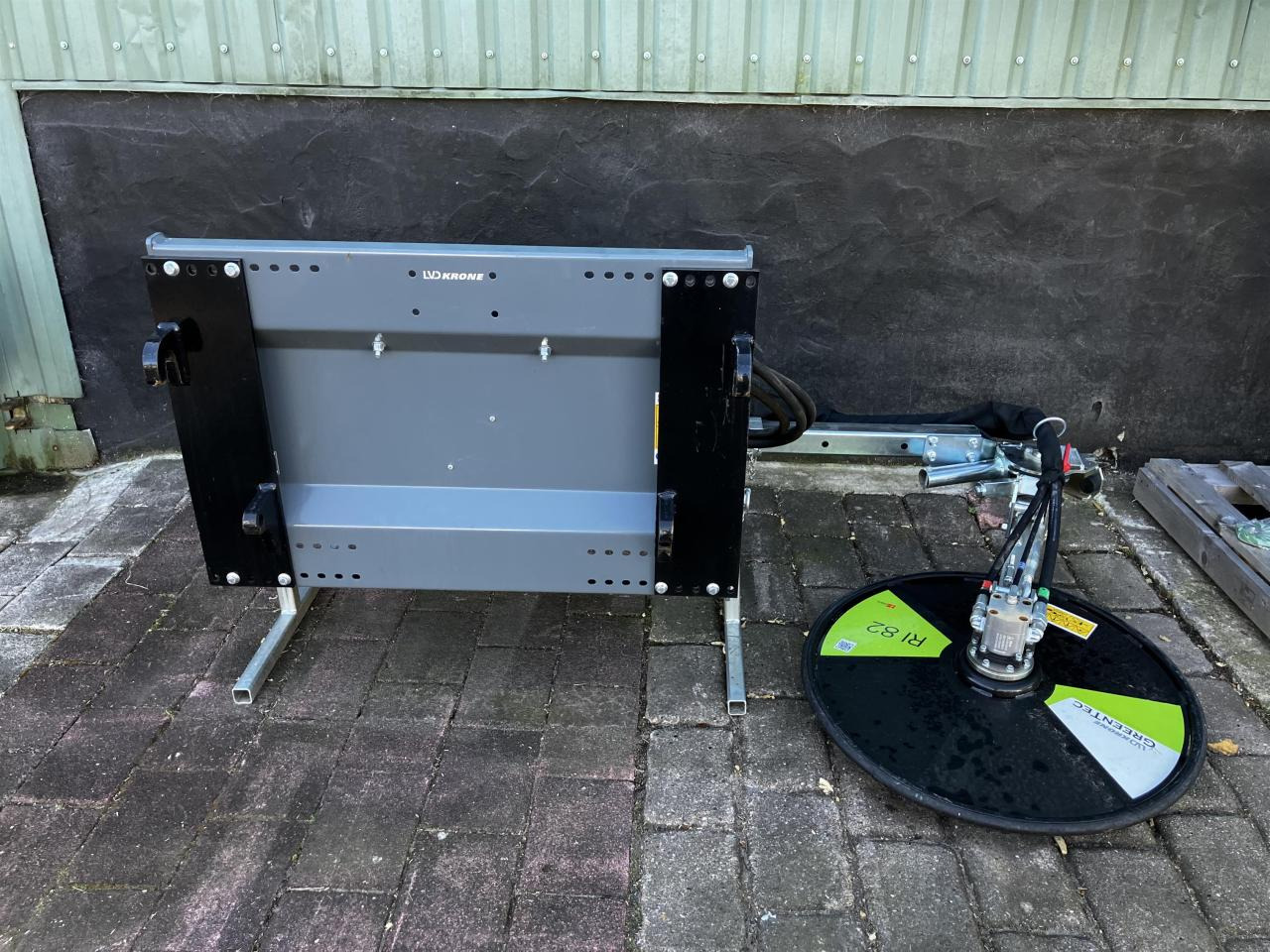 GreenTec Zaunmäher rechts - Косилка: фото 1 GreenTec Zaunmäher rechts - Косилка: фото 1