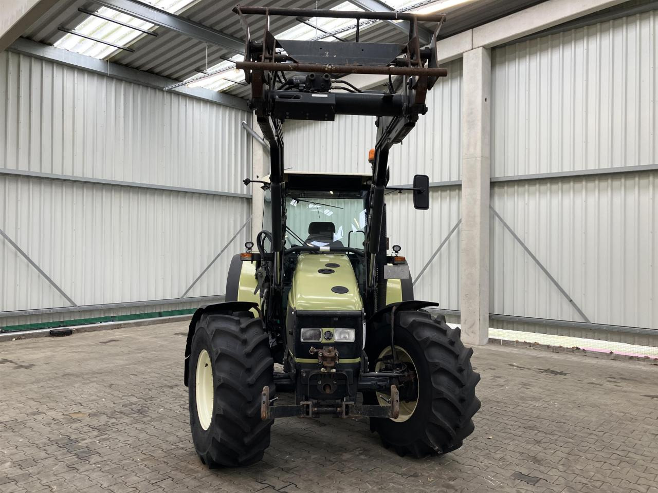 Hürlimann XT 909 - Трактор: фото 3 Hürlimann XT 909 - Трактор: фото 3