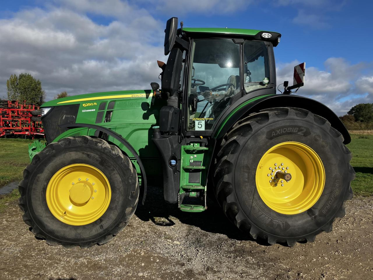 John Deere 6250R - Трактор: фото 2 John Deere 6250R - Трактор: фото 2