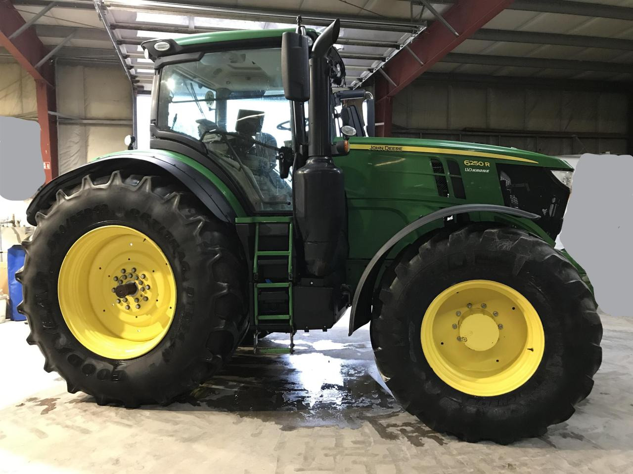 John Deere 6250R - Трактор: фото 2 John Deere 6250R - Трактор: фото 2