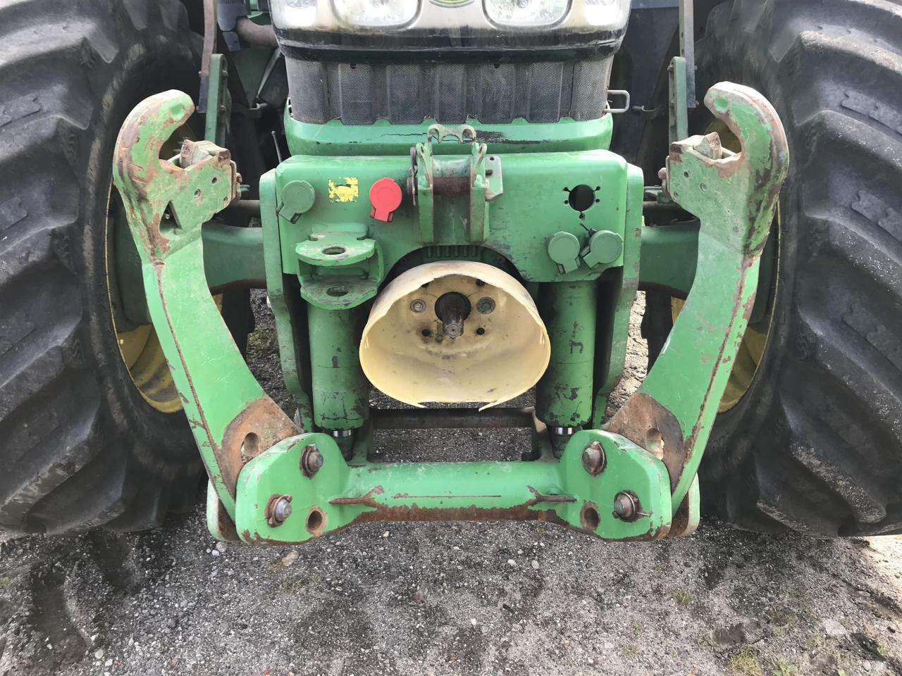 John Deere 6930 Premium - Трактор: фото 4 John Deere 6930 Premium - Трактор: фото 4