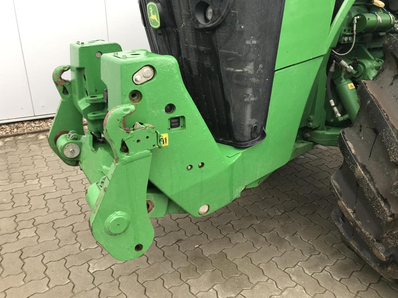 John Deere 8400R - Трактор: фото 4 John Deere 8400R - Трактор: фото 4