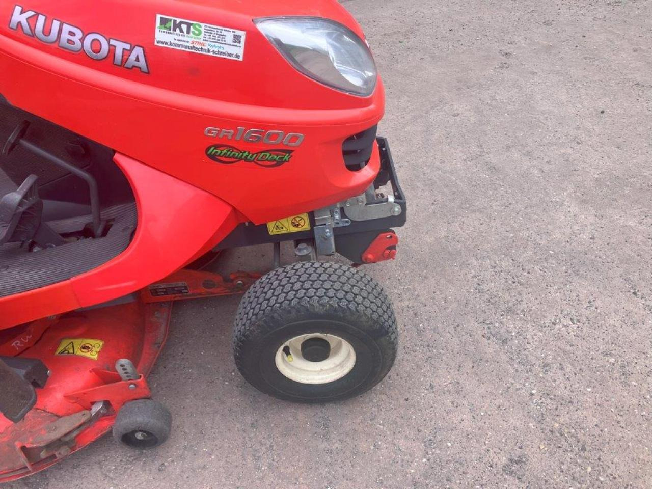 Kubota GR1600-ID-II - Газонокосилка: фото 3 Kubota GR1600-ID-II - Газонокосилка: фото 3