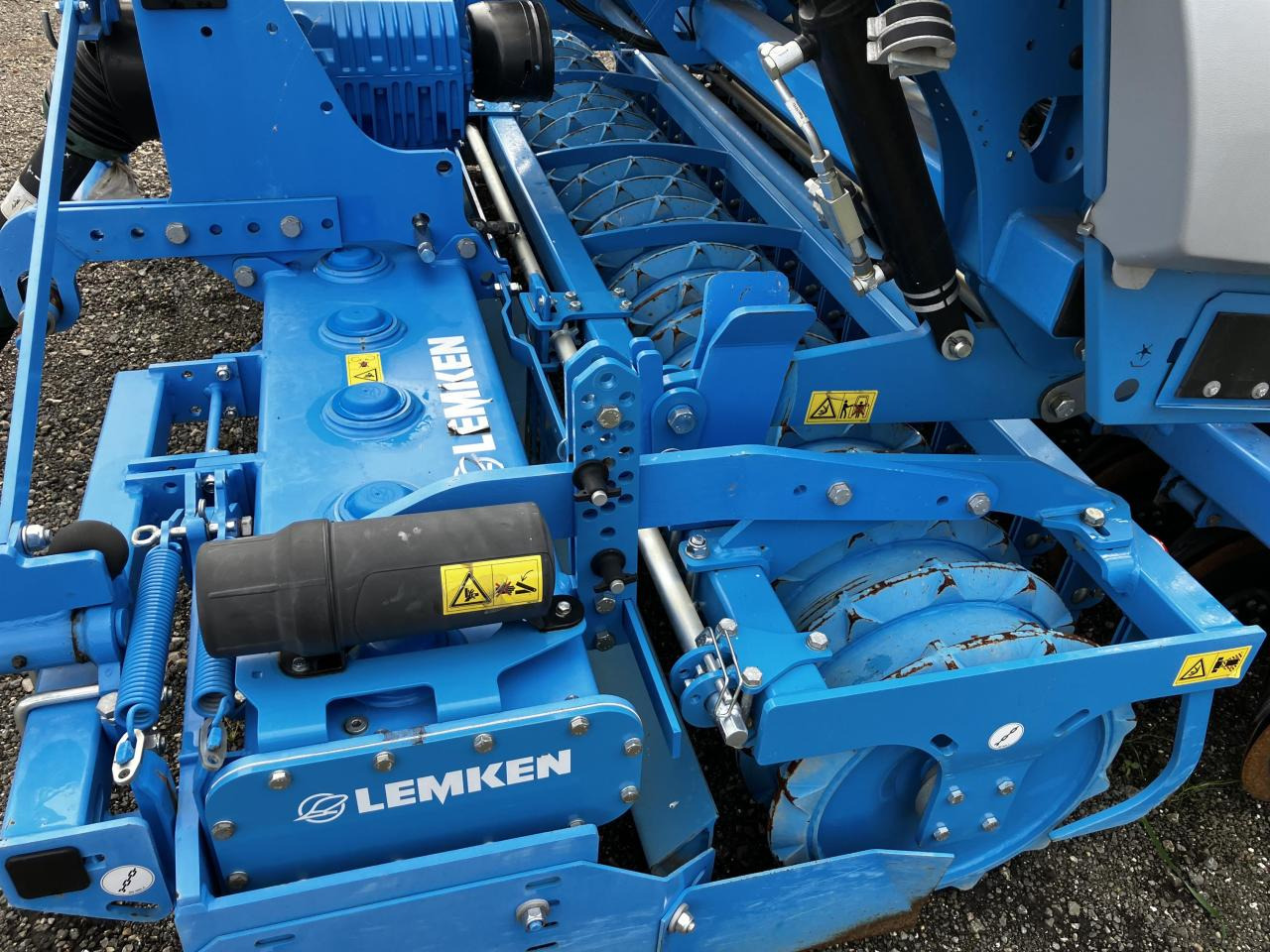 Lemken Saphir 9/300 - Сеялка: фото 4 Lemken Saphir 9/300 - Сеялка: фото 4