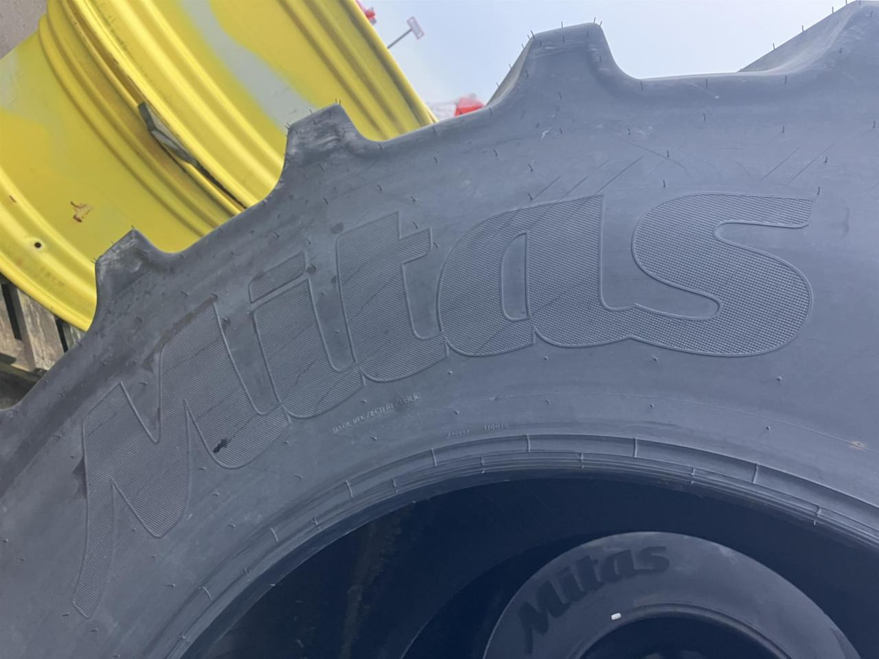 Mitas 650/75R38 - Шина для Сельскохозяйственной техники: фото 3 Mitas 650/75R38 - Шина для Сельскохозяйственной техники: фото 3
