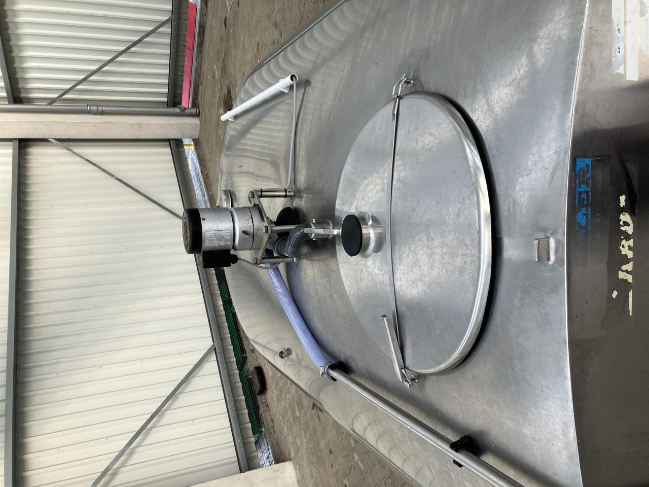 Müller O-700, ca. 3.000 Ltr. - Доильное оборудование: фото 3 Müller O-700, ca. 3.000 Ltr. - Доильное оборудование: фото 3