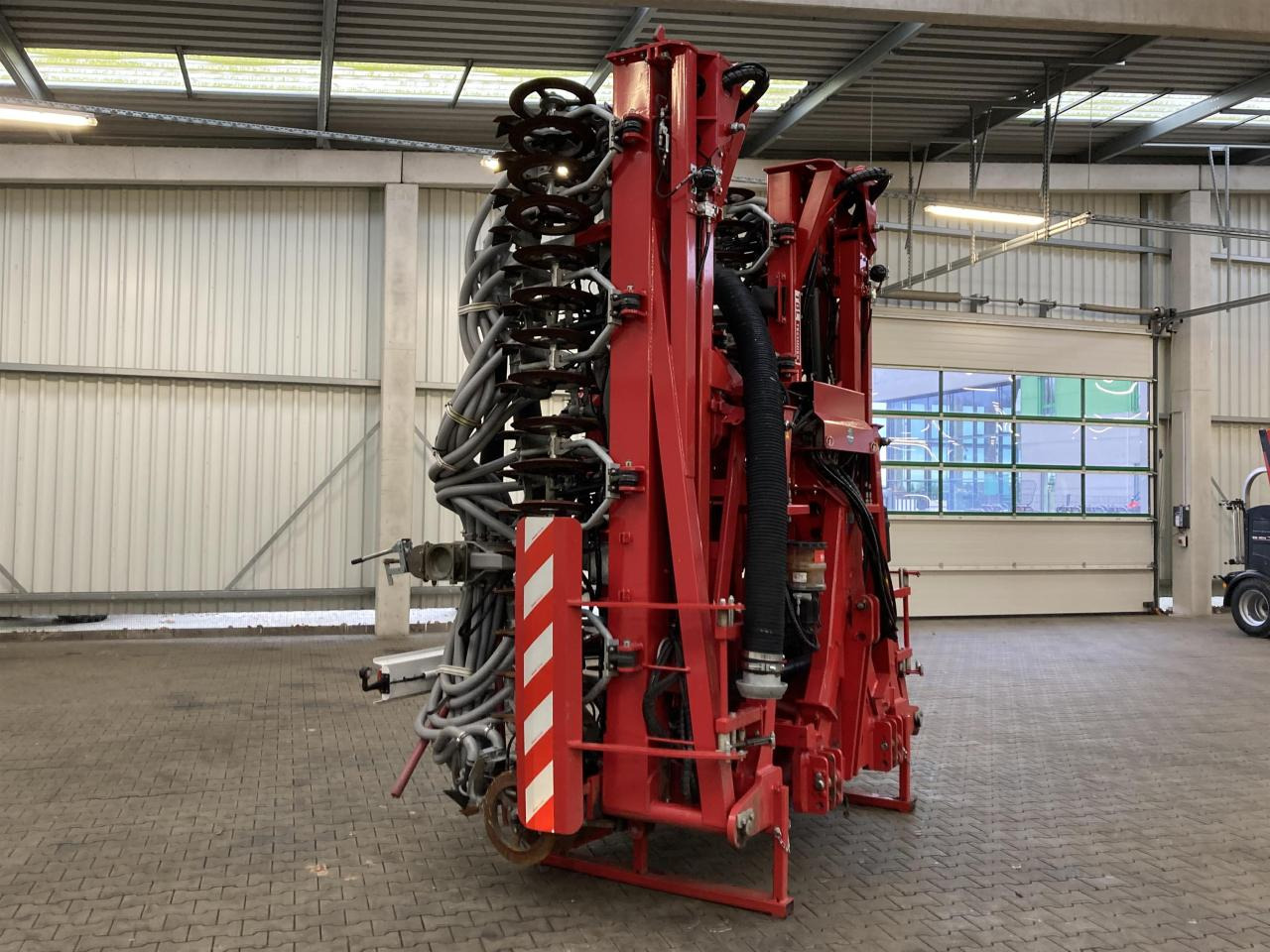 TBL Techniek Compact Profi - Техника для внесения удобрений: фото 5 TBL Techniek Compact Profi - Техника для внесения удобрений: фото 5