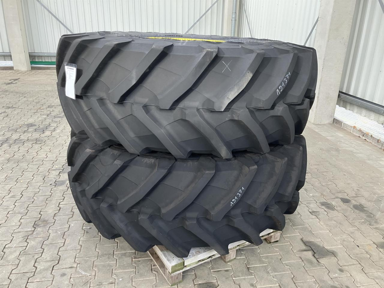 Trelleborg 650/85R38 - Шина для Сельскохозяйственной техники: фото 1 Trelleborg 650/85R38 - Шина для Сельскохозяйственной техники: фото 1