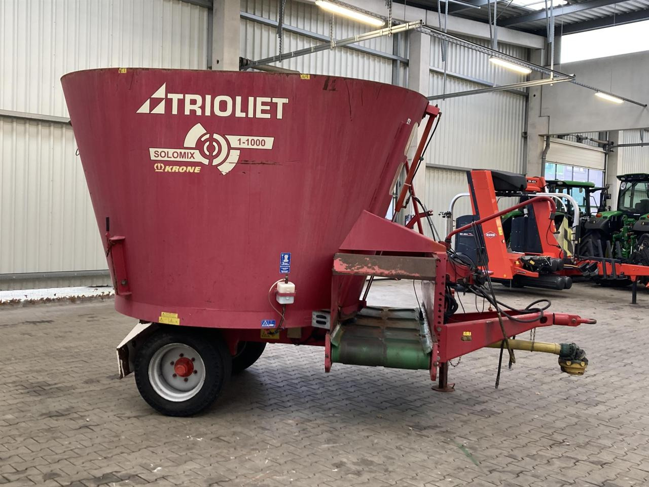 Trioliet Solomix 1 VL 1000 - Кормораздатчик: фото 3 Trioliet Solomix 1 VL 1000 - Кормораздатчик: фото 3