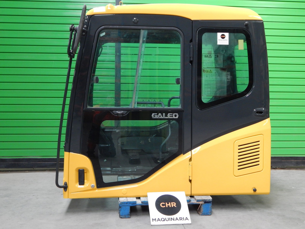 Cab KOMATSU PC-7 20Y-54-01150 - Кабина для Строительной техники: фото 5 Cab KOMATSU PC-7 20Y-54-01150 - Кабина для Строительной техники: фото 5