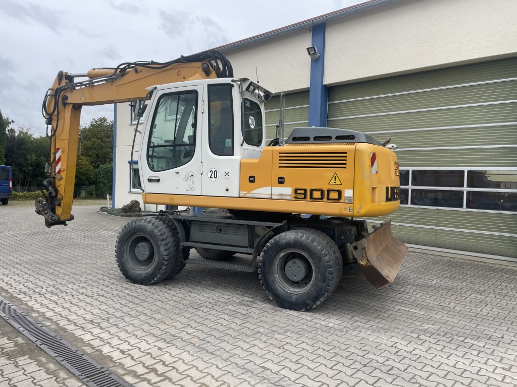 Liebherr A 900 C Litronic - Колёсный экскаватор: фото 3 Liebherr A 900 C Litronic - Колёсный экскаватор: фото 3