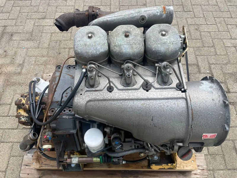 Двигатель для Погрузочно-разгрузочной техники Deutz F3L 912 Motor 3 cilinder 38 kW 52 PK Diesel Motor: фото 6