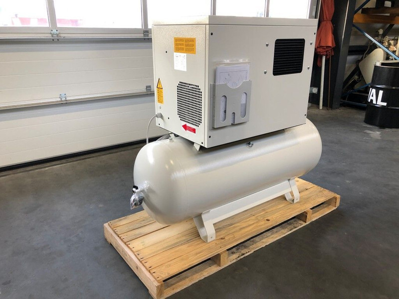 Новый Воздушный компрессор Fiac New Silver 7.5 / 300 Silent 5.5 kW 720 L / min  10 Bar Elektrische schroefcompressor met ketel: фото 12