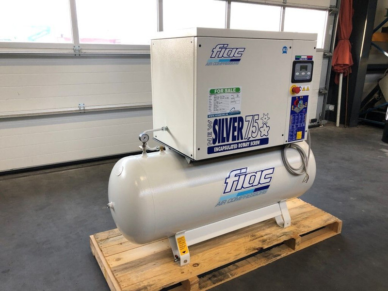 Новый Воздушный компрессор Fiac New Silver 7.5 / 300 Silent 5.5 kW 720 L / min  10 Bar Elektrische schroefcompressor met ketel: фото 7