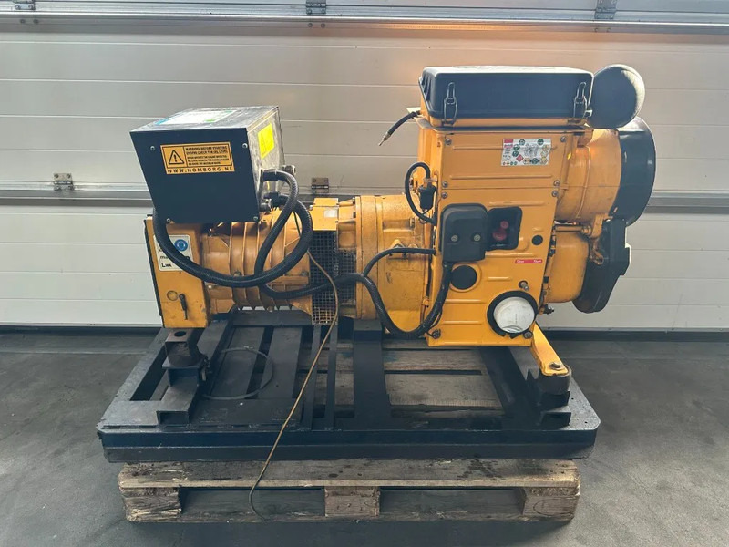 Hatz 2M41 15 kVA generatorset - Электрогенератор: фото 1 Hatz 2M41 15 kVA generatorset - Электрогенератор: фото 1