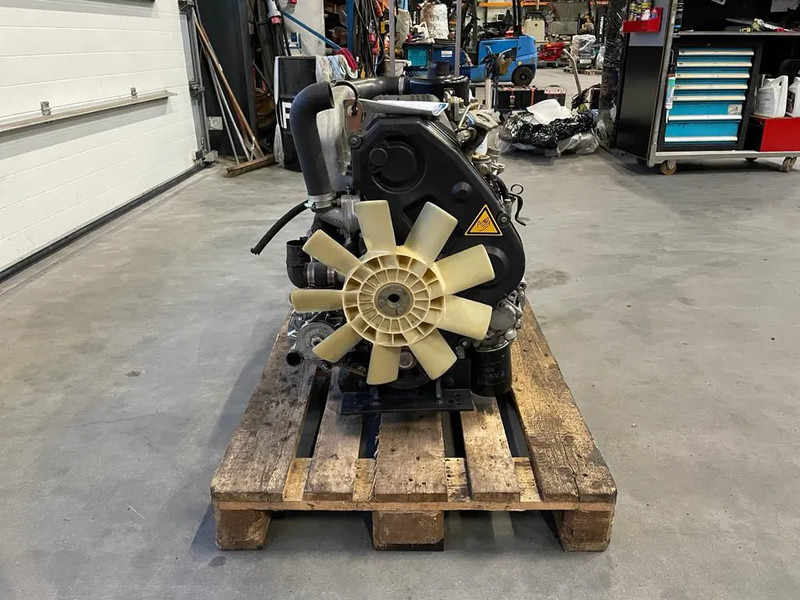 Двигатель для Погрузочно-разгрузочной техники Iveco 8141 Diesel Motor 4 cilinder 53 kW / 74 PK Diesel Engine: фото 8