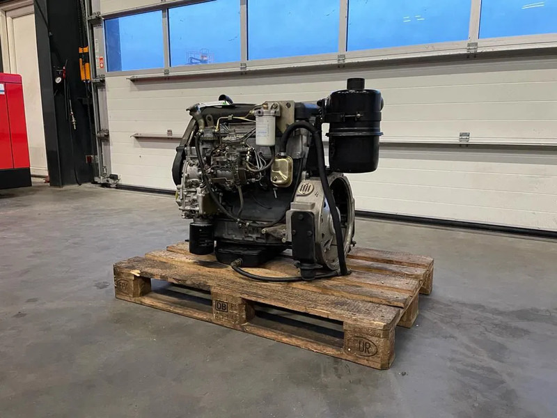 Двигатель для Погрузочно-разгрузочной техники Iveco 8141 Diesel Motor 4 cilinder 53 kW / 74 PK Diesel Engine: фото 6