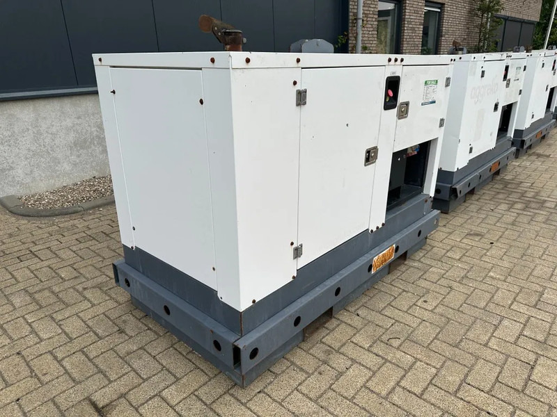 Электрогенератор Iveco FPT F32 AM1A Leroy Somer 32 kVA Silent generatorset 28 hours !: фото 9 Электрогенератор Iveco FPT F32 AM1A Leroy Somer 32 kVA Silent generatorset 28 hours !: фото 9