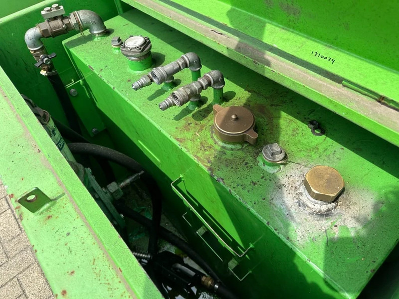 Резервуар для хранения Kiwa IBC Steenbergen 750 liter Dieseltank met handpomp: фото 14 Резервуар для хранения Kiwa IBC Steenbergen 750 liter Dieseltank met handpomp: фото 14