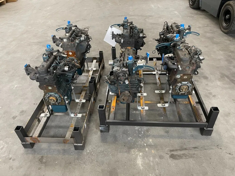 Kubota D722 dieselmotor 3 cilinder 18 PK (6 stuks!) - Двигатель для Погрузочно-разгрузочной техники: фото 3 Kubota D722 dieselmotor 3 cilinder 18 PK (6 stuks!) - Двигатель для Погрузочно-разгрузочной техники: фото 3