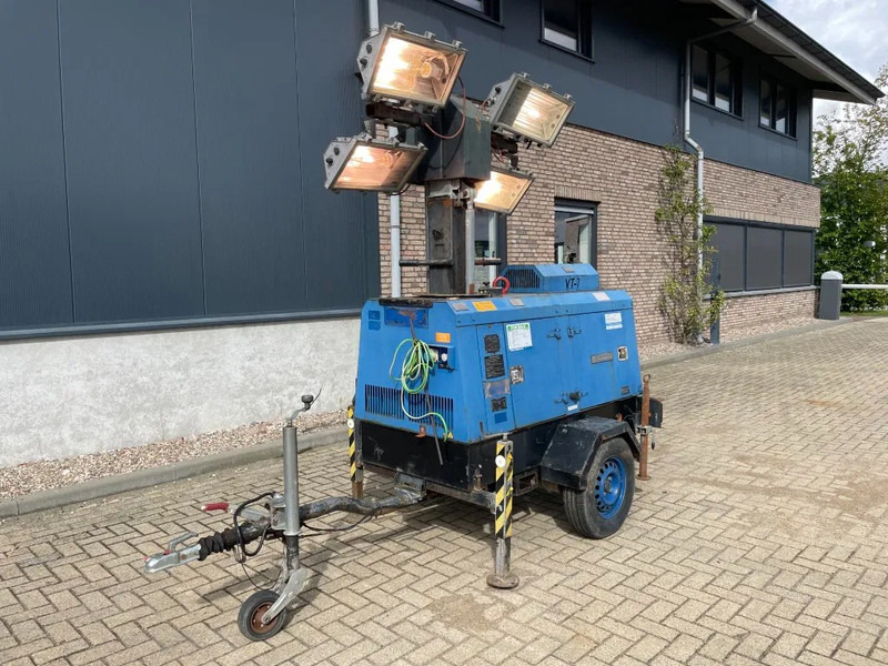 Kubota Superlight VT1 mobiele lichtmast-generator - Осветительная мачта: фото 2 Kubota Superlight VT1 mobiele lichtmast-generator - Осветительная мачта: фото 2